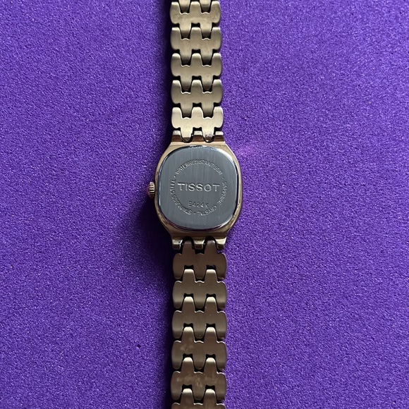 Tissot Swiss Made Matte Gold Tone Ladies Watch - Picture 12 of 14